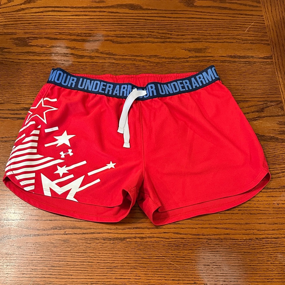 Girls under Armour shorts size XL